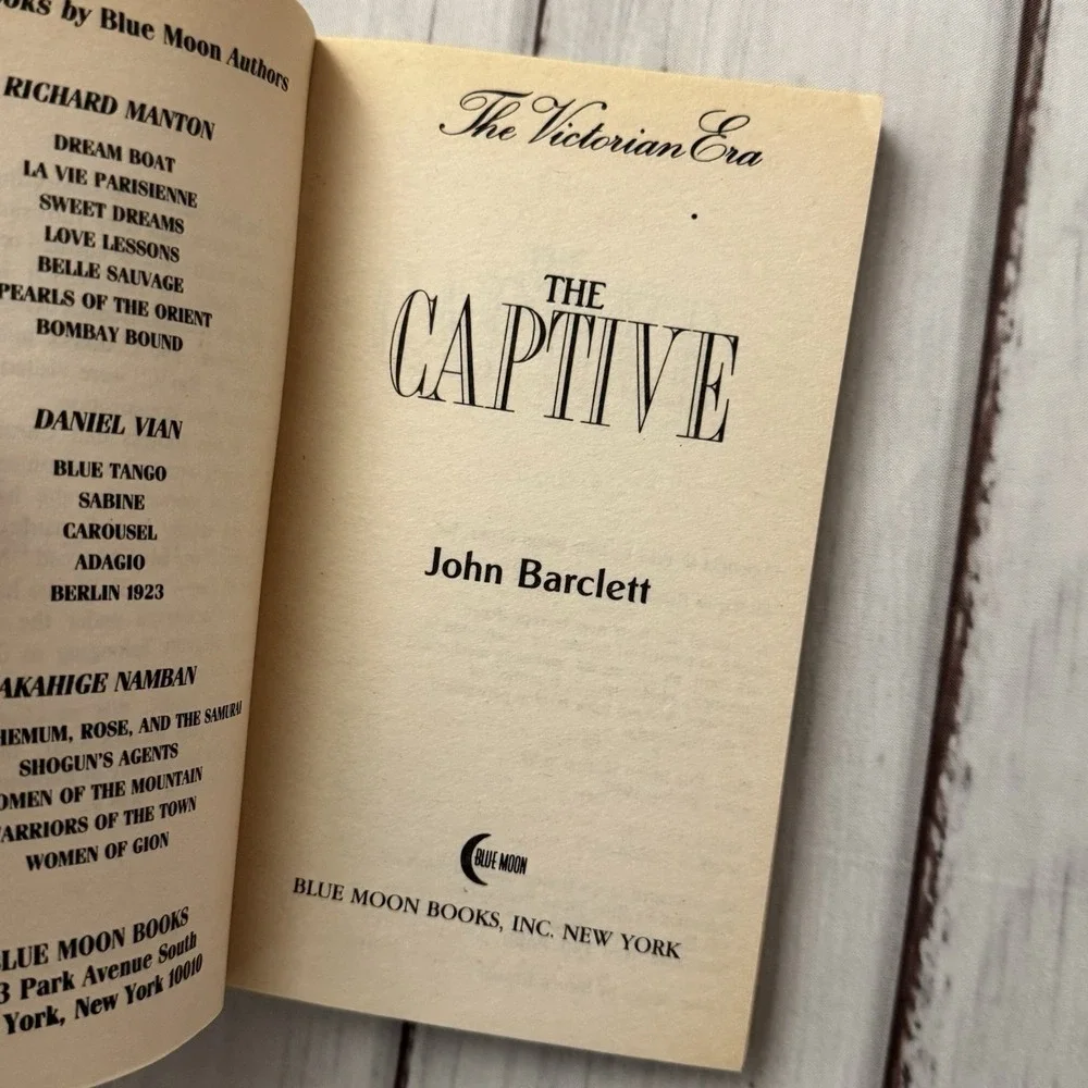 The Captive John Barclett Vintage Erotic Victorian Smut‎ PB Blue Moon 1989